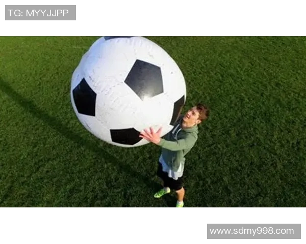 足球明星直液笔的创意设计与市场前景分析探讨